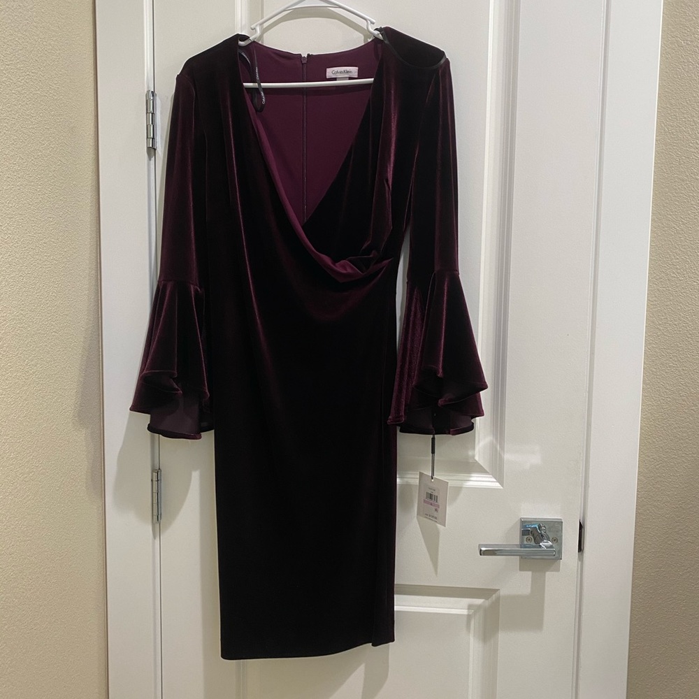 Calvin Klein Wrap Dress - size 6